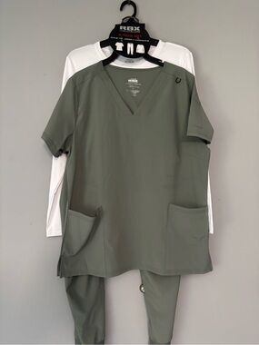 RBX Women’s Olive Green V-Neck Scrub Top